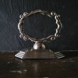 Pair of Southern Living Napkin Rings, Redmont Heirloom Place Card Napkin Rings